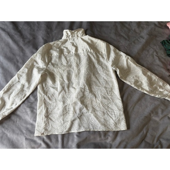Peters & Ashley Vintage Ivory Geometric Jacquard Button Down Blouse Size 14 - Picture 2 of 3